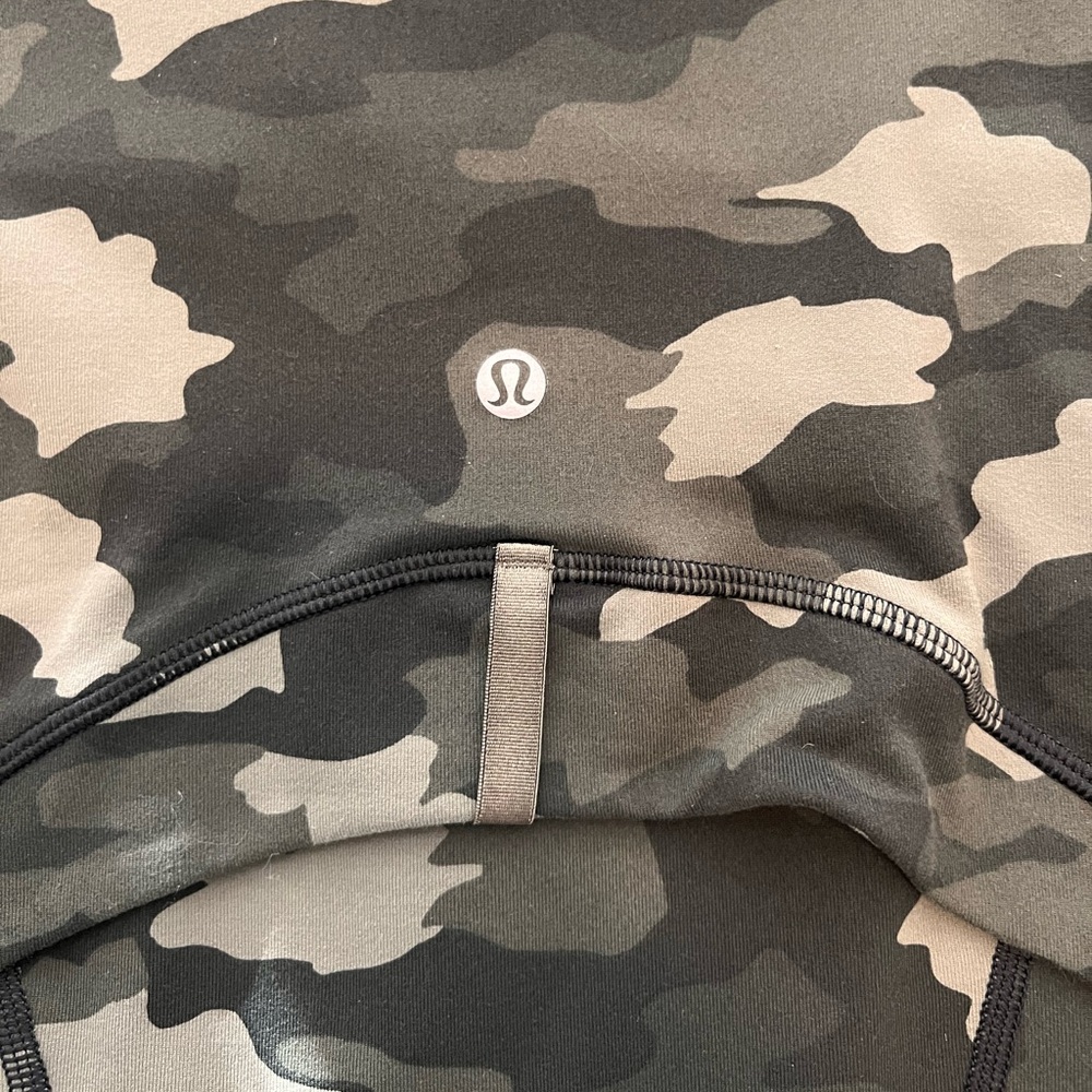Lululemon Jacket - Picture 4 of 4